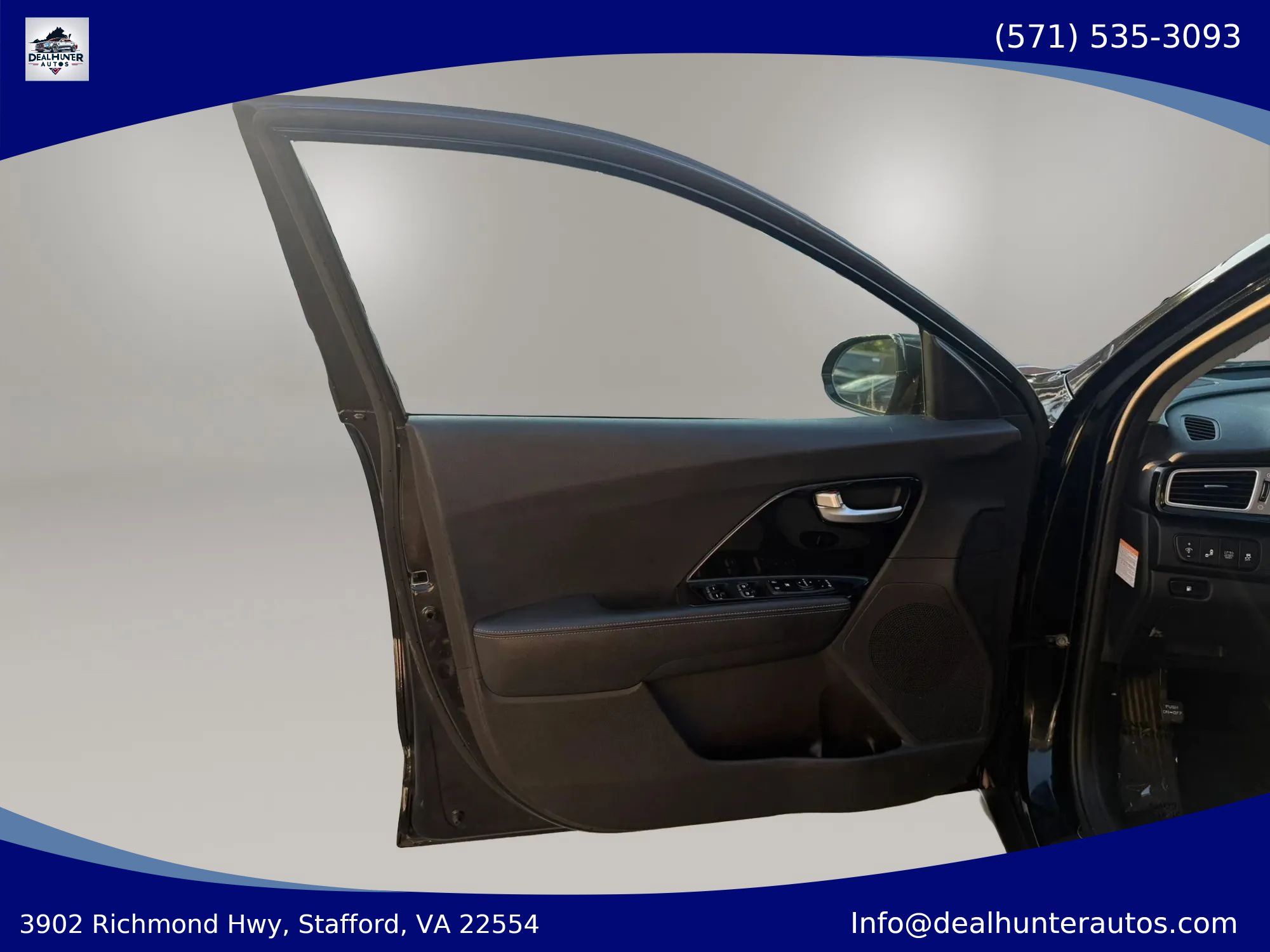 Used 2018 Kia Niro EX FWD image 18