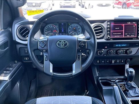 Used 2021 Toyota Tacoma SR AWD/4WD image 5