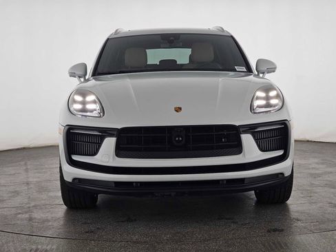 Used 2024 Porsche Macan S image 9