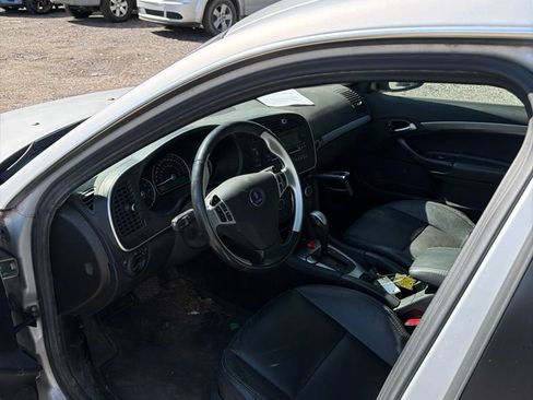 Used 2008 Saab 9-3 Aero w/ Cold Weather Package FWD image 9