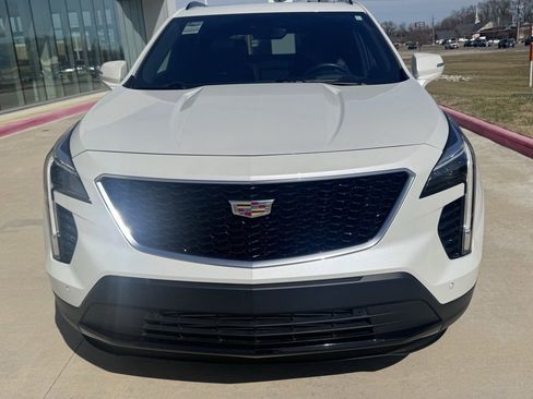 Used 2022 Cadillac XT4 Sport w/ Technology Package image 8