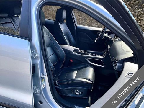 Used 2019 Jaguar F-PACE S AWD/4WD image 7