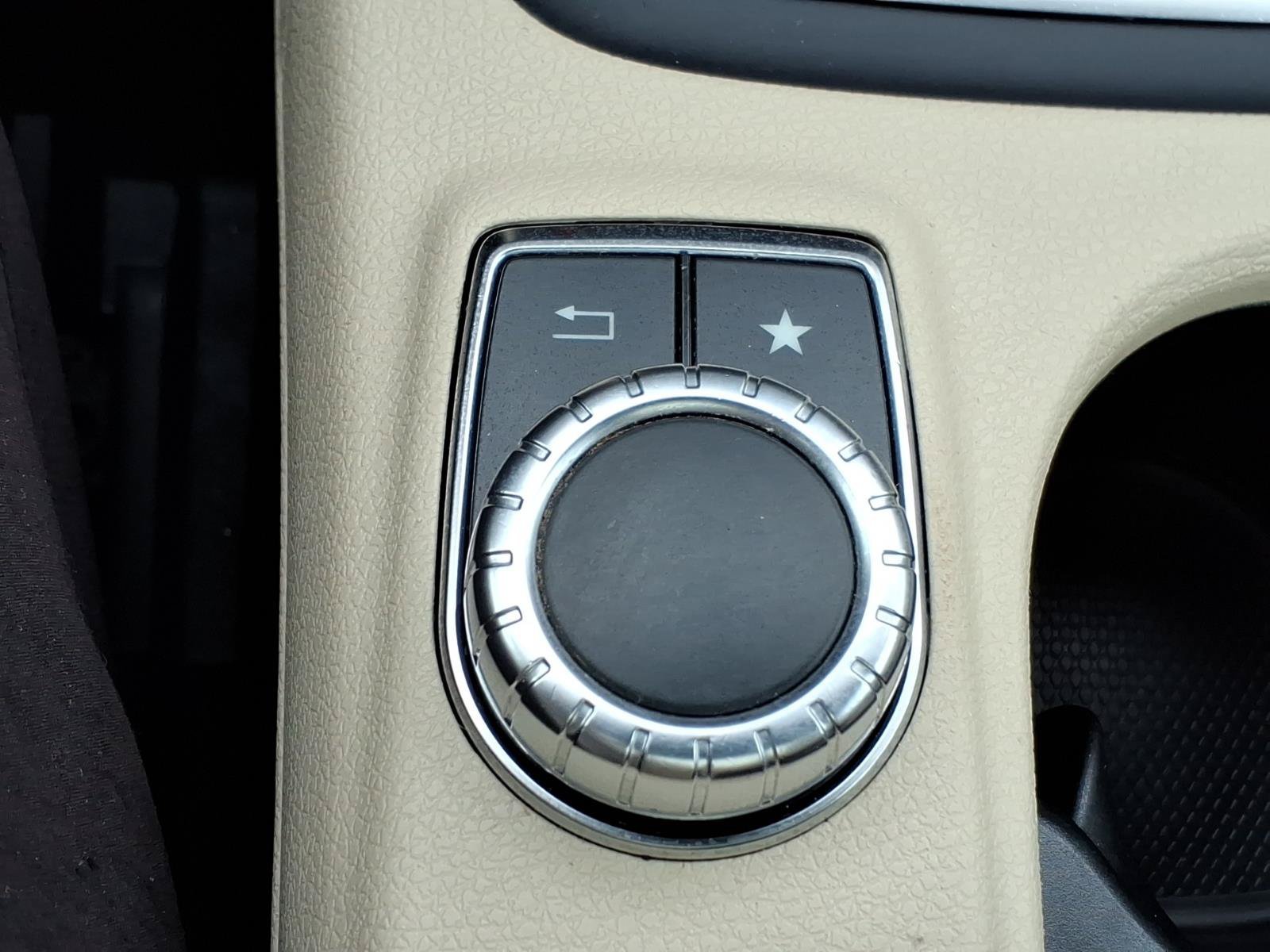 Used 2019 Mercedes-Benz CLA 250 4MATIC image 22