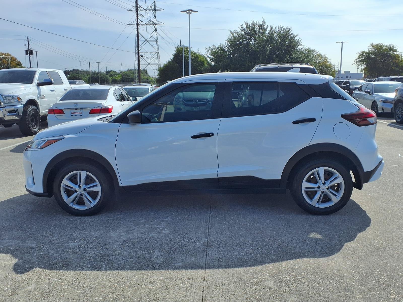 Used 2021 Nissan Kicks S FWD image 22