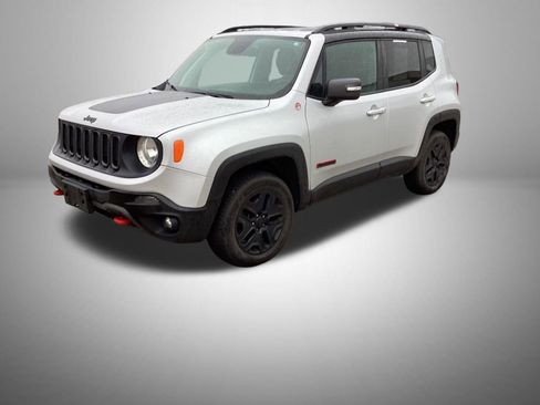 Used 2018 Jeep Renegade Trailhawk image 1