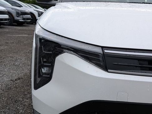 New 2026 Kia K4 FWD image 10