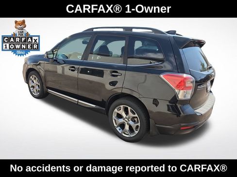 Used 2018 Subaru Forester 2.5i Touring AWD/4WD image 3