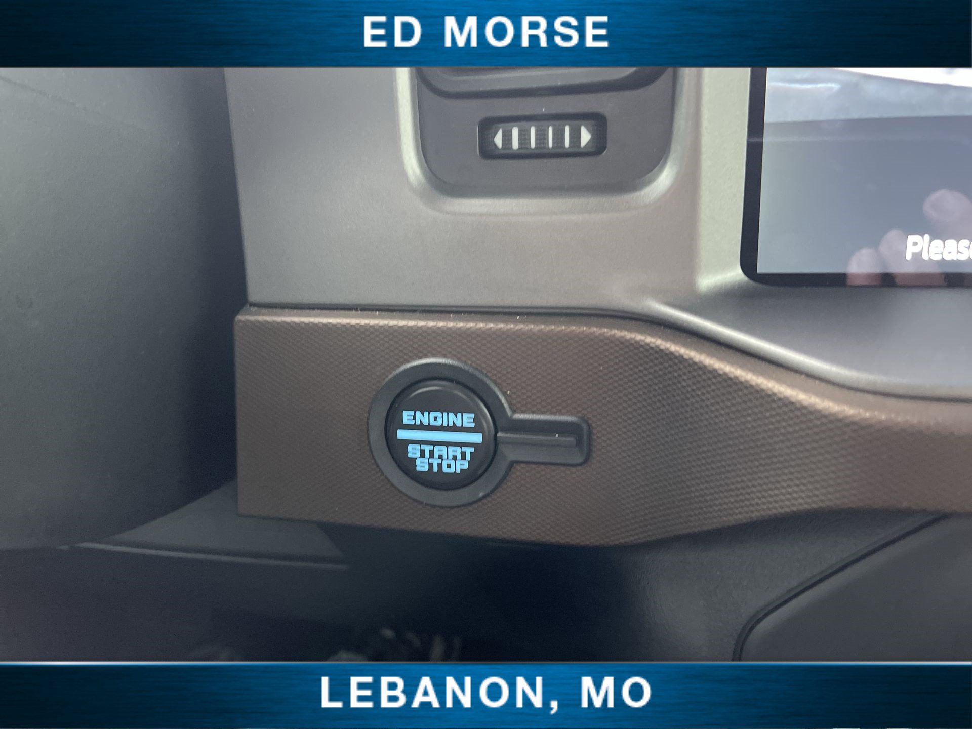 Used 2023 Ford Bronco Outer Banks AWD/4WD image 17