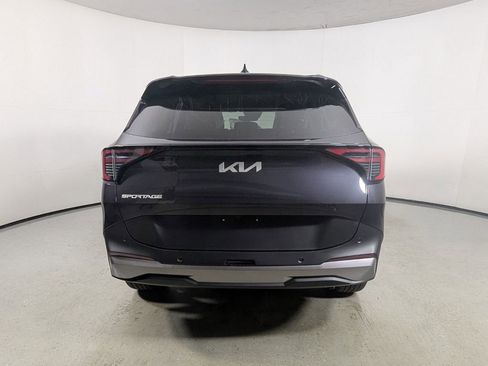 New 2026 Kia Sportage EX FWD image 6
