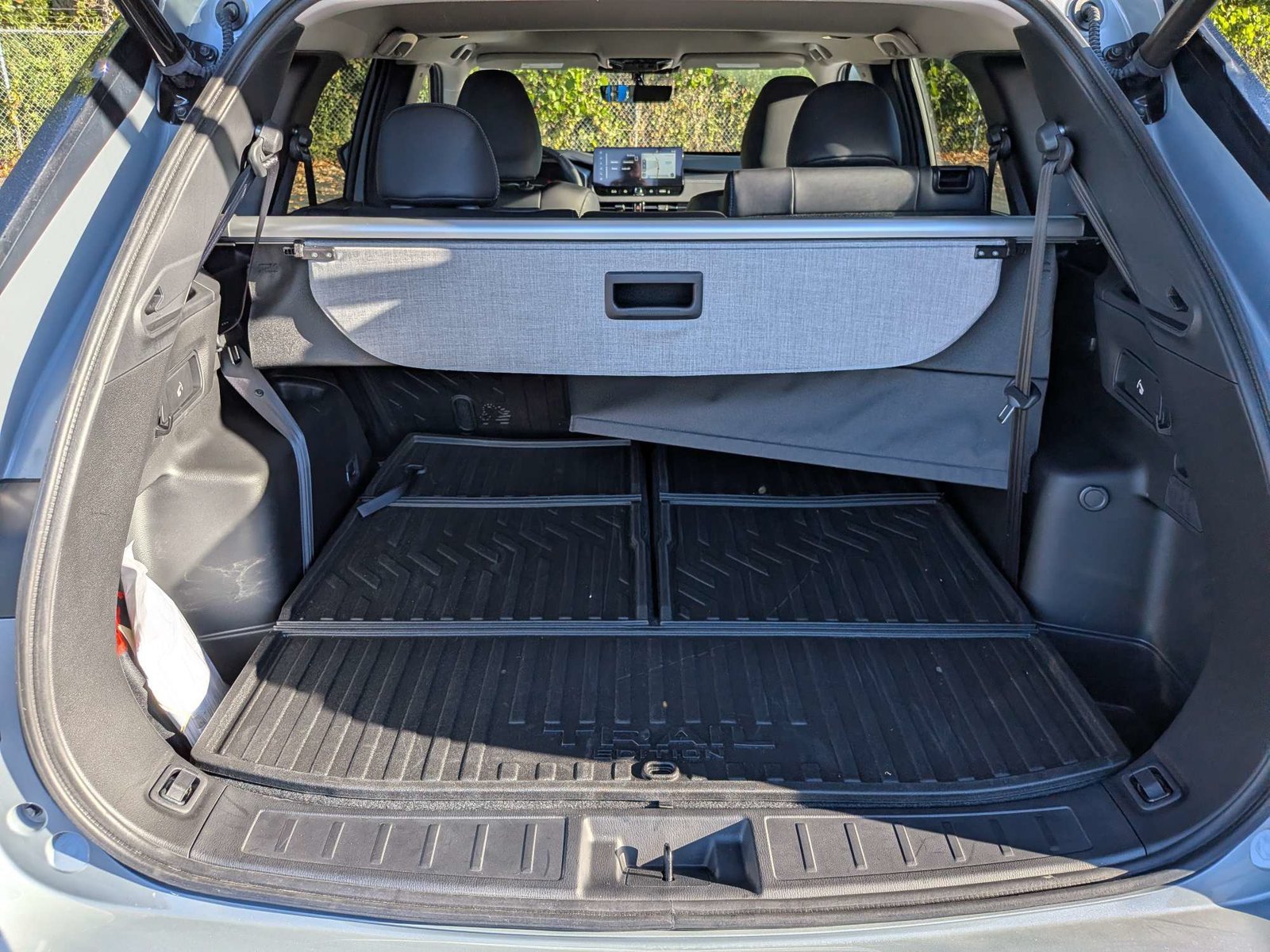 Used 2025 Mitsubishi Outlander AWD image 6