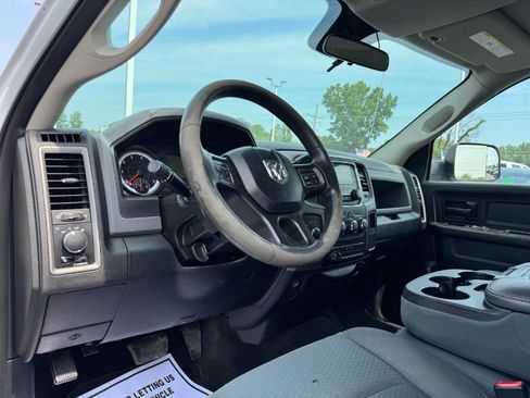 Used 2017 RAM 1500 ST w/ SXT Appearance Group AWD/4WD image 14