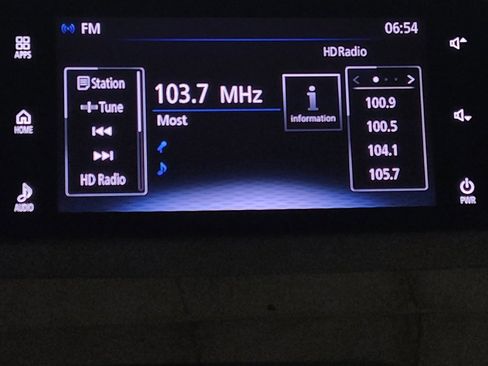 Used 2018 Mitsubishi Eclipse Cross LE image 25