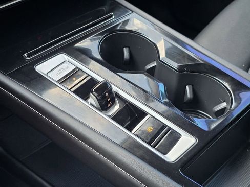 New 2026 Volkswagen Atlas SE FWD image 13