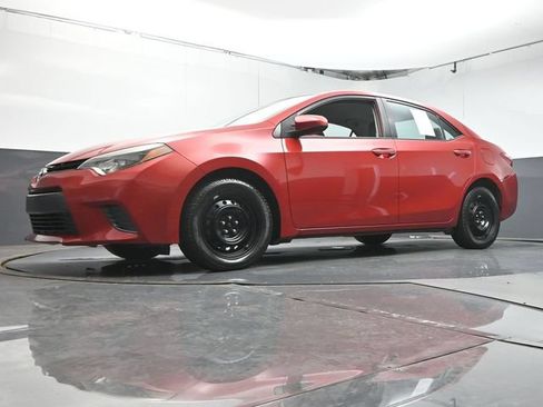 Used 2016 Toyota Corolla LE FWD image 33