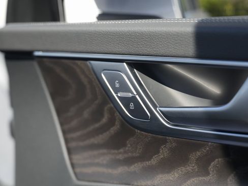 Used 2022 Audi A6 Premium Plus w/ Premium Plus Package image 41