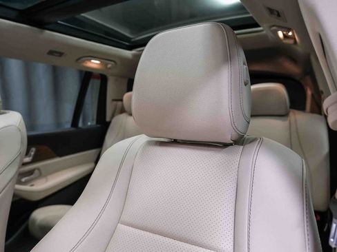 Certified 2023 Mercedes-Benz GLS 450 4MATIC image 19