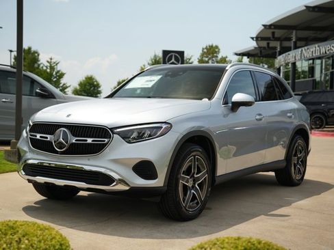 Certified 2026 Mercedes-Benz GLC 300 4MATIC image 3