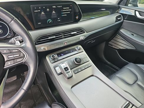 Used 2022 Hyundai Palisade Limited FWD image 22