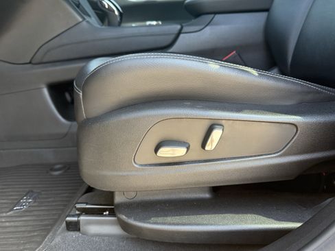 Used 2023 Cadillac XT5 Luxury image 28