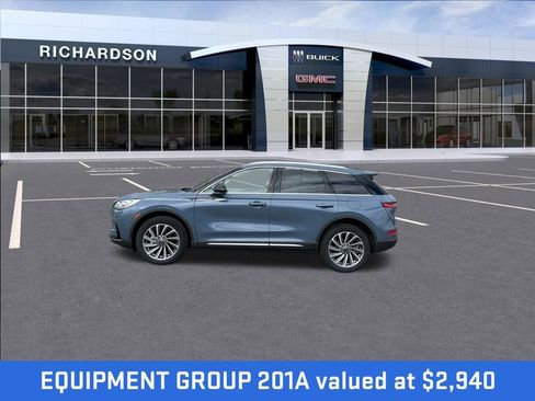 Used 2023 Lincoln Corsair Reserve w/ Equipment Group 201A image 2