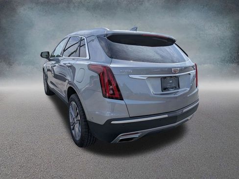 Certified 2024 Cadillac XT5 Premium Luxury w/ Technology Package FWD image 3
