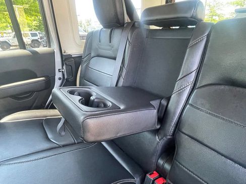 Used 2023 Jeep Wrangler Unlimited Sahara w/ Cold Weather Group AWD/4WD image 12
