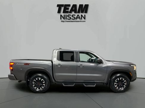 Used 2022 Nissan Frontier PRO-4X image 8