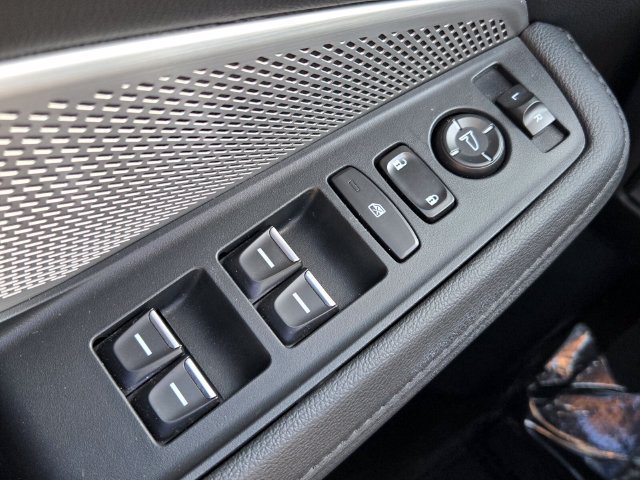 Certified 2024 Acura MDX FWD image 28