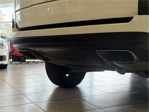 Used 2018 Land Rover Range Rover HSE AWD/4WD image 39