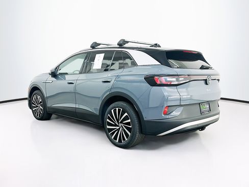Used 2023 Volkswagen ID.4 Pro S Plus image 5