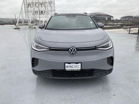 Used 2022 Volkswagen ID.4 Pro S image 3