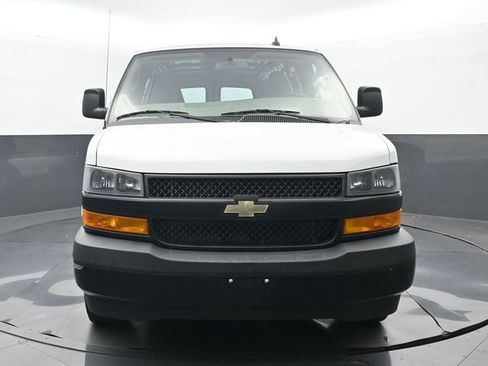Used 2020 Chevrolet Express 2500 w/ Driver Convenience Package image 5