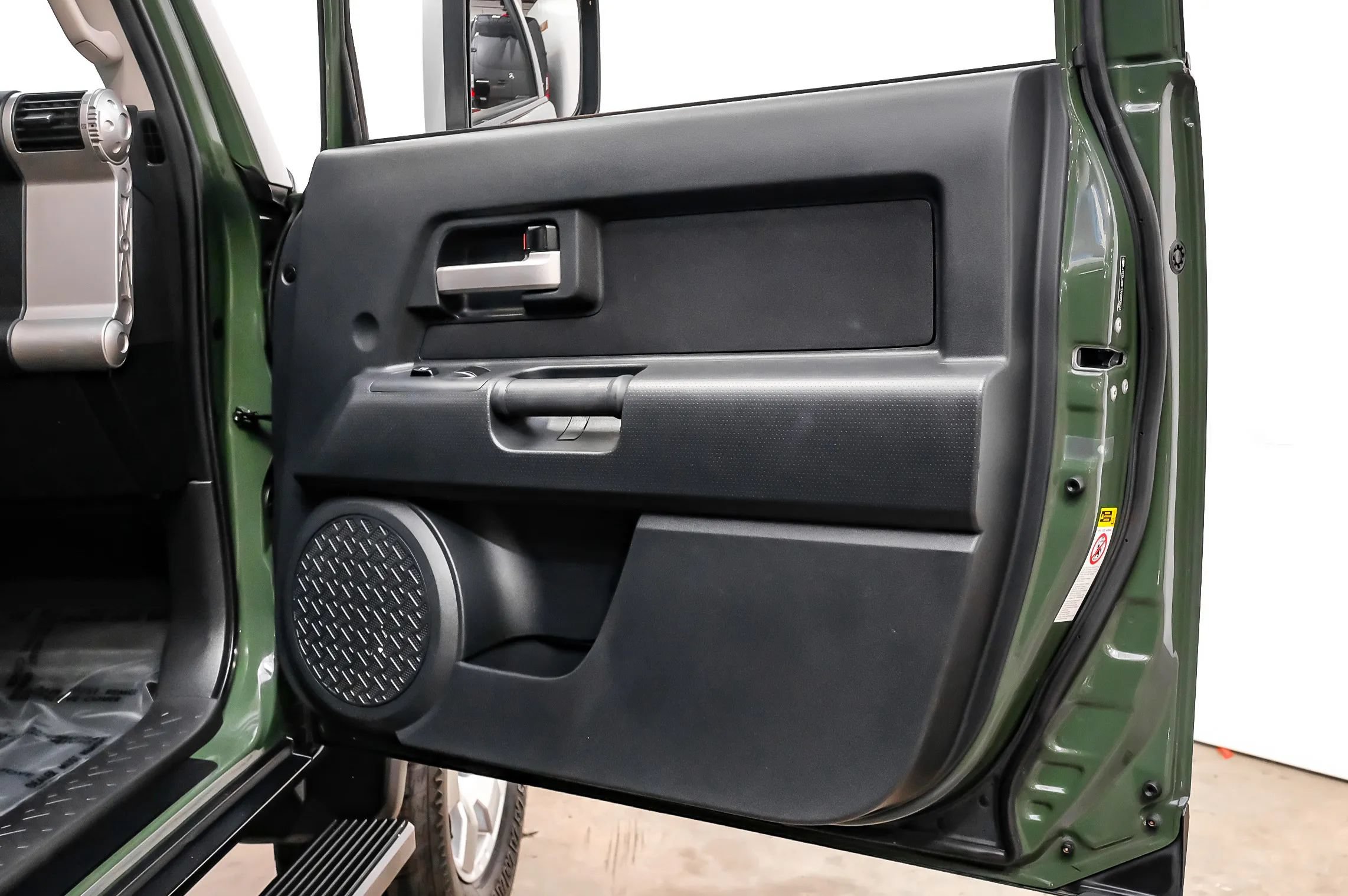 Used 2010 Toyota FJ Cruiser 4WD image 31