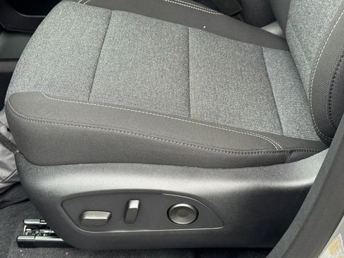 New 2026 GMC Acadia Elevation image 17