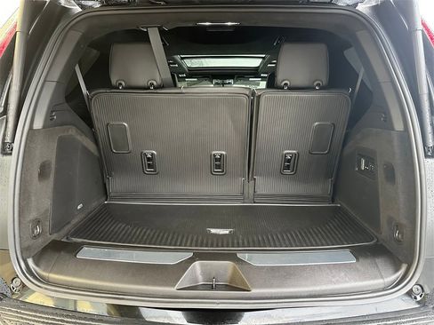 Certified 2023 Cadillac Escalade V w/ Heavy-Duty Trailer Package image 14