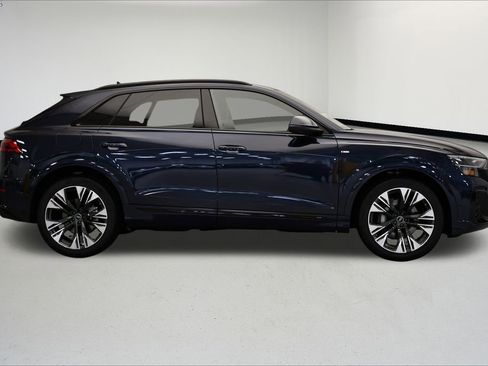 New 2026 Audi Q8 Premium Plus image 6