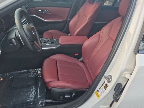 Used 2023 BMW 330i Sedan w/ M Sport Package RWD image 17