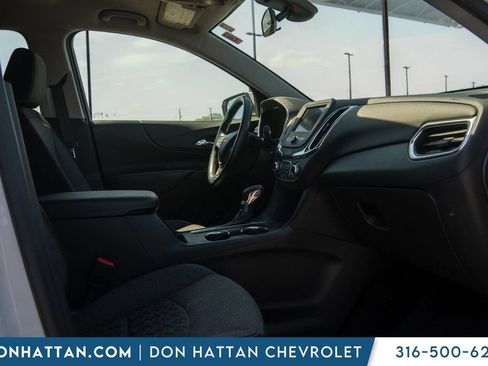 Used 2024 Chevrolet Equinox LT FWD image 27