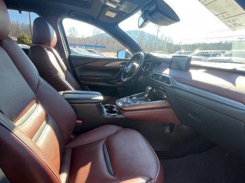 Used 2017 MAZDA CX-9 Signature image 17