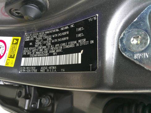 Used 2017 Toyota Highlander LE image 37