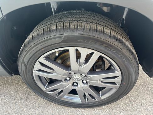 Used 2022 Honda Pilot Sport image 14