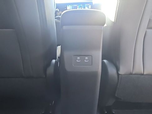 New 2026 Nissan Kicks SR image 29