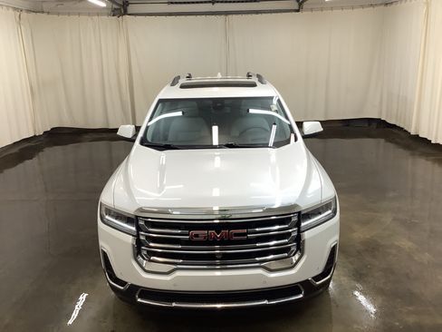 Used 2023 GMC Acadia SLT w/ Technology Package AWD/4WD image 2