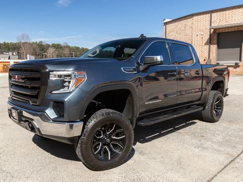 Used 2019 GMC Sierra 1500 SLE image 2
