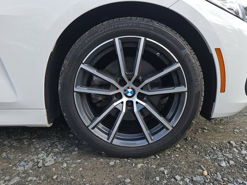 Used 2022 BMW 430i xDrive Convertible w/ Convenience Package image 9