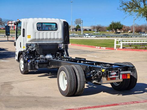 New 2024 Chevrolet Low Cab Forward 5500XD image 3