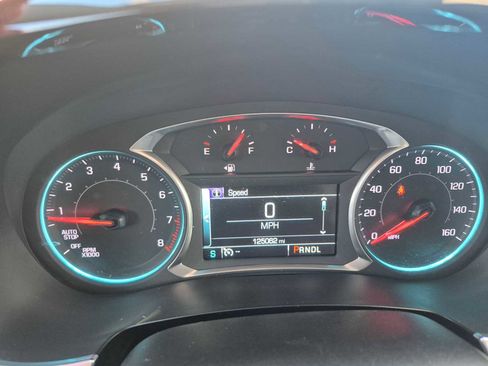 Used 2019 Chevrolet Traverse LT image 38