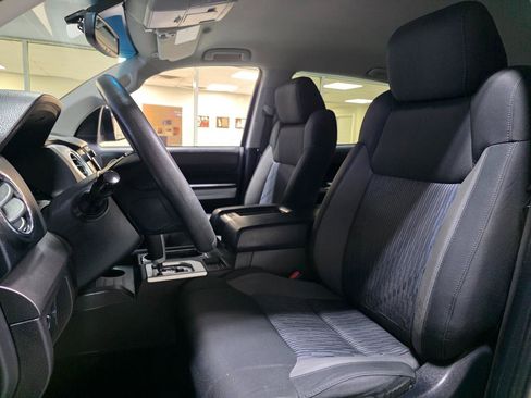 Used 2014 Toyota Tundra SR5 w/ SR5 Upgrade Package image 15