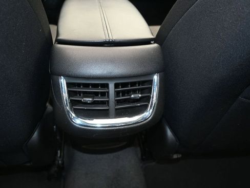 Used 2024 Chevrolet Malibu LT FWD image 18
