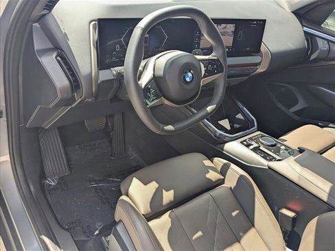 Used 2025 BMW X3 xDrive30i w/ Convenience Package image 10